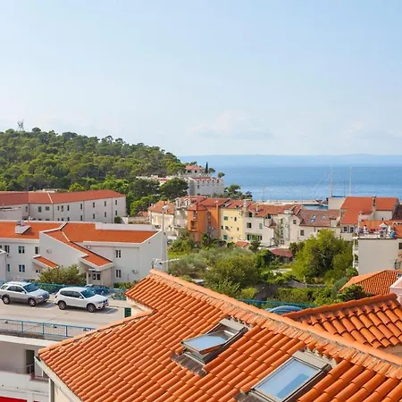 Guest house Apartments And Rooms With Wifi Makarska - 11063 Makarska