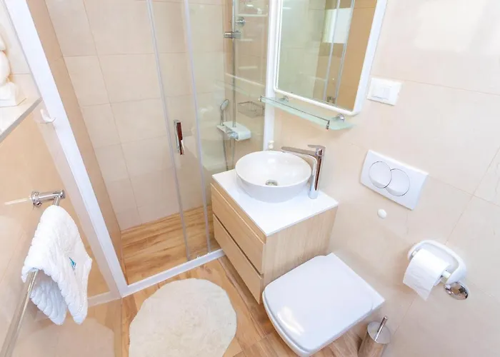 בית הארחה And With Wifi - 11063 מאקרסקה